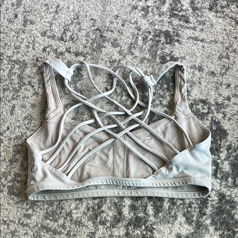 LuluLemon Women's Strappy Sports Bra - White